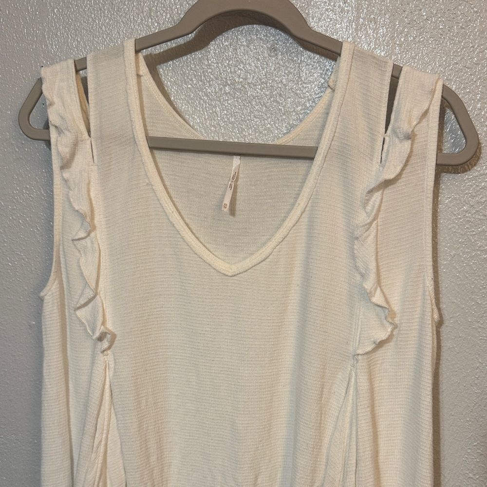 Free People Bondi Ruffle Tank White V Neck Boho Cottagecore Flowy Waffle Knit XS - Picture 5 of 8